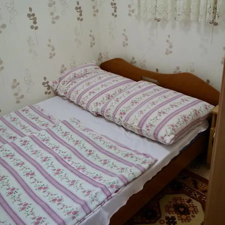 Aranypart 49-51 Apartment Siofok