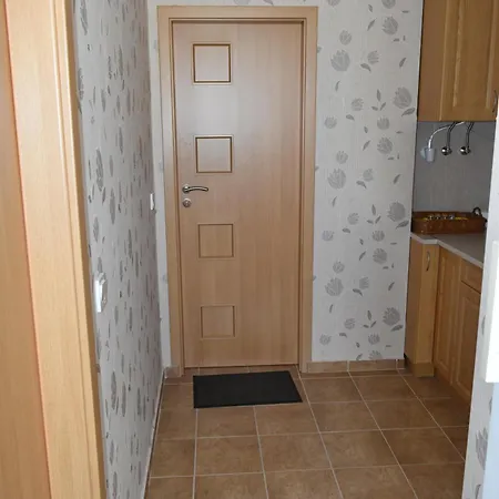 Apartment Aranypart 49-51 *